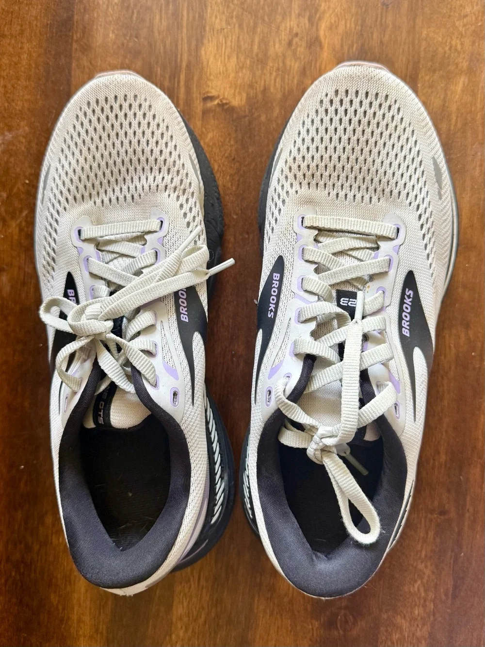Brooks Women’s Adrenaline GTS Running Shoes - Light Gray with Lavender Accents